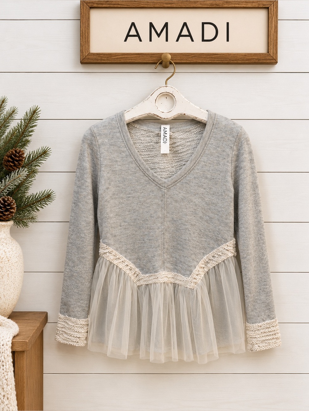 AMADI (Anthropologie) Grey Long Sleeve V-Neck Top with Tulle Detail – Size L